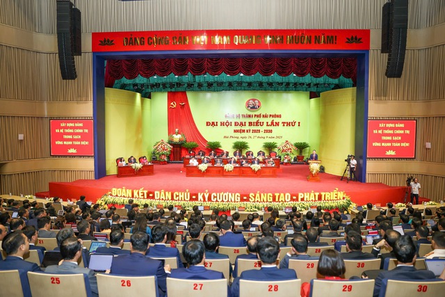 Thủ tướng Phạm Minh Chính dự Đại hội Đảng bộ TP Hải Phòng- Ảnh 3. Thủ tướng Phạm Minh Chính dự Đại hội Đảng bộ TP Hải Phòng- Ảnh 3.