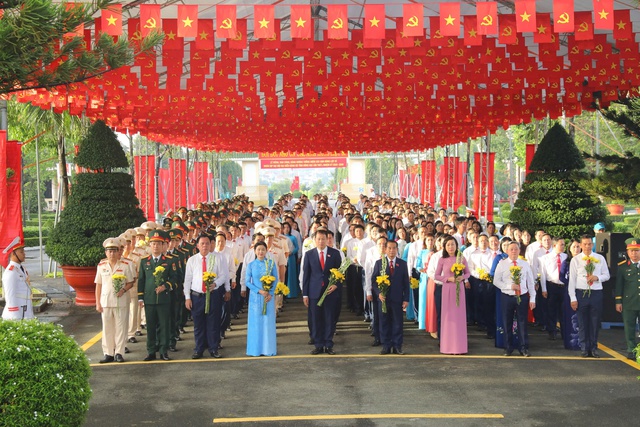 Phiên trù bị đại hội Đại biểu Đảng bộ tỉnh Đồng Nai lần thứ I , nhiệm kỳ 2025 - 2030 - Ảnh 7. Phiên trù bị đại hội Đại biểu Đảng bộ tỉnh Đồng Nai lần thứ I , nhiệm kỳ 2025 - 2030 - Ảnh 7.