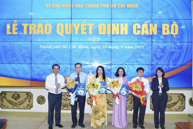Chủ tịch UBND TP HCM Nguyễn Văn Được đề nghị cán bộ gạt bỏ tư duy cát cứ trong lĩnh vực, địa phương - Ảnh 6.