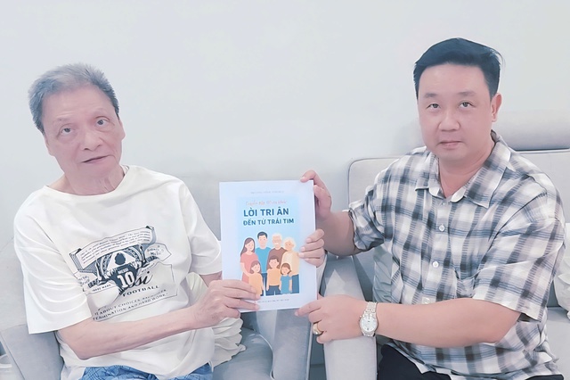 Một góc nhìn về "Tuyển tập 90 ca khúc Lời tri ân đến từ trái tim" - Ảnh 2.