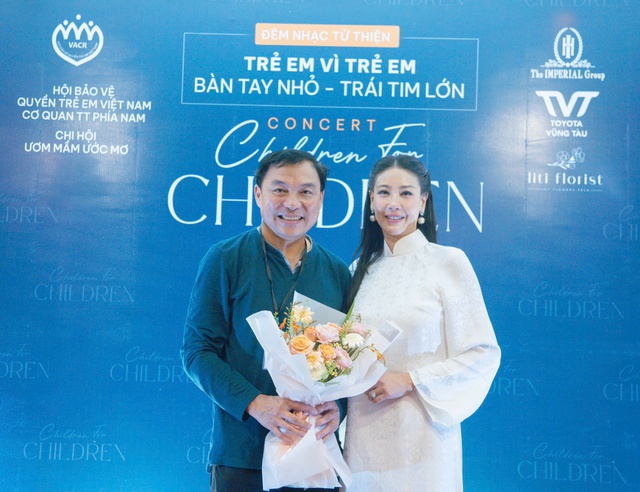 Điệp Văn: Khi đạo diễn biến âm nhạc thành hành trình sẻ chia - Ảnh 1.