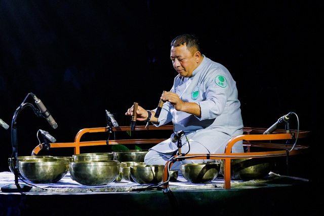 Journey Into Silence - Hành trình khám phá hạnh phúc và thịnh vượng từ bên trong- Ảnh 3. Journey Into Silence - Hành trình khám phá hạnh phúc và thịnh vượng từ bên trong- Ảnh 3.