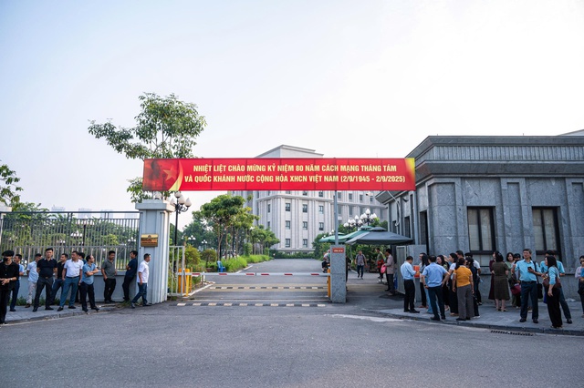 Cựu phó Chủ nhiệm Văn phòng Quốc hội, cựu Trợ lý Chủ tịch Quốc hội hầu toà - Ảnh 10.