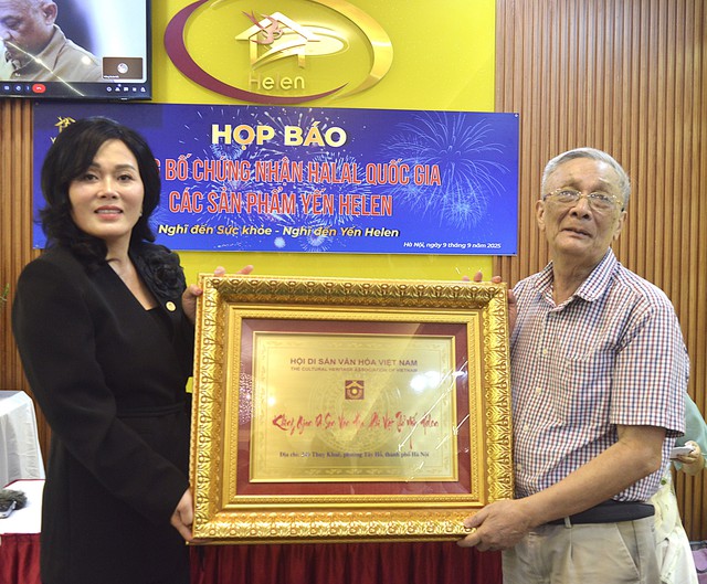 Yến Helen nhận Chứng nhận sản phẩm Halal quốc gia- Ảnh 1. Yến Helen nhận Chứng nhận sản phẩm Halal quốc gia- Ảnh 1.