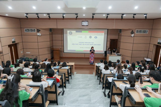 Nâng cao kiến thức về sức khỏe cho tư vấn viên bảo hiểm: Xu thế tất yếu- Ảnh 2. Nâng cao kiến thức về sức khỏe cho tư vấn viên bảo hiểm: Xu thế tất yếu- Ảnh 2.