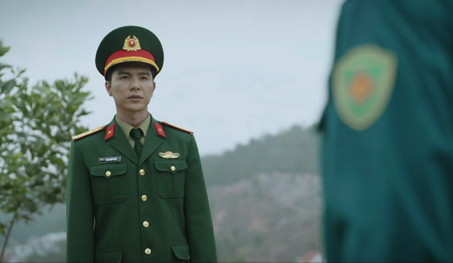Steven Nguyễn nhận nhiều lời khen khi vào vai trung tá quân đội   - Ảnh 4.