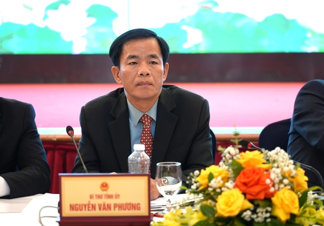 Bí thư Quảng Trị: Tăng trưởng 10% là thách thức nhưng phải làm được (!) - Ảnh 4. Bí thư Quảng Trị: Tăng trưởng 10% là thách thức nhưng phải làm được (!) - Ảnh 4.