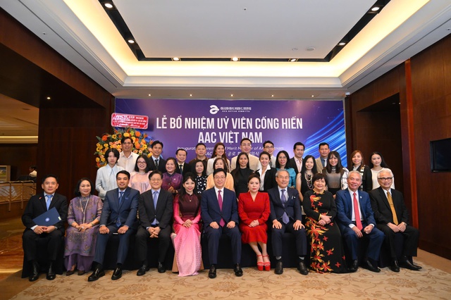 Ủy ban Nghệ thuật Châu Á bổ nhiệm Ủy viên cống hiến tại Việt Nam - Ảnh 4.