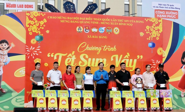 "C&ocirc;ng xưởng hạnh ph&uacute;c" đến với c&ocirc;ng nh&acirc;n, người d&acirc;n x&atilde; B&agrave;u B&agrave;ng (TPHCM) - Ảnh 3.