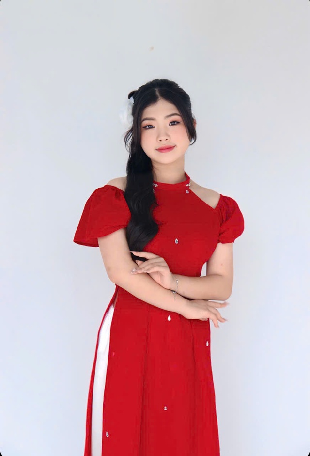 Mai Vy: Nghệ sĩ nhí triệu view - Ảnh 4.