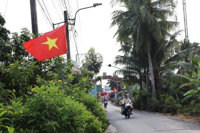 Khánh thành 2 công trình "Đường cờ Tổ quốc" tại Vĩnh Long chào mừng Đại hội XIV của Đảng - Ảnh 7.