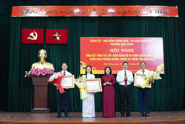 Phường hòa Hưng hoàn thành xuất sắc nhiệm vụ năm 2025 và hướng tới năm 2026 - Ảnh 3. Phường hòa Hưng hoàn thành xuất sắc nhiệm vụ năm 2025 và hướng tới năm 2026 - Ảnh 3.