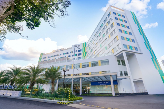 Vinmec Cần Thơ phẫu thuật thành công ca sa sinh dục phức tạp ở bệnh nhân cao tuổi - Ảnh 2.