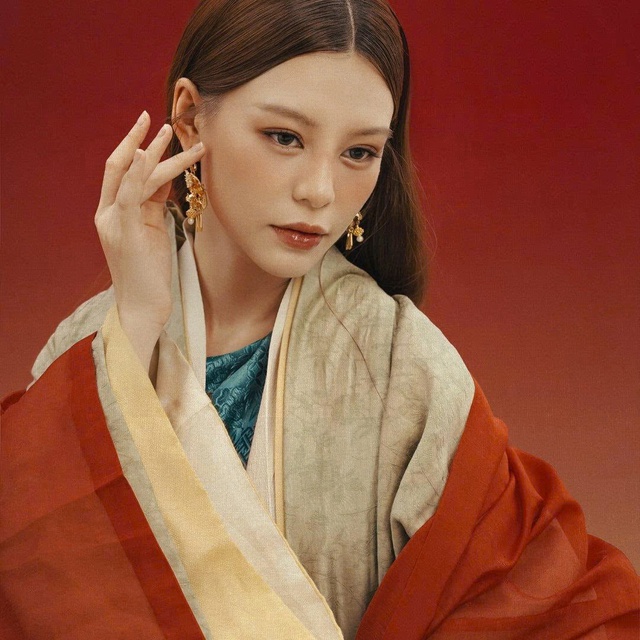 Hạng mục "Nam, nữ ca sĩ được yêu thích nhất": Gay cấn từng ngày - Ảnh 11.