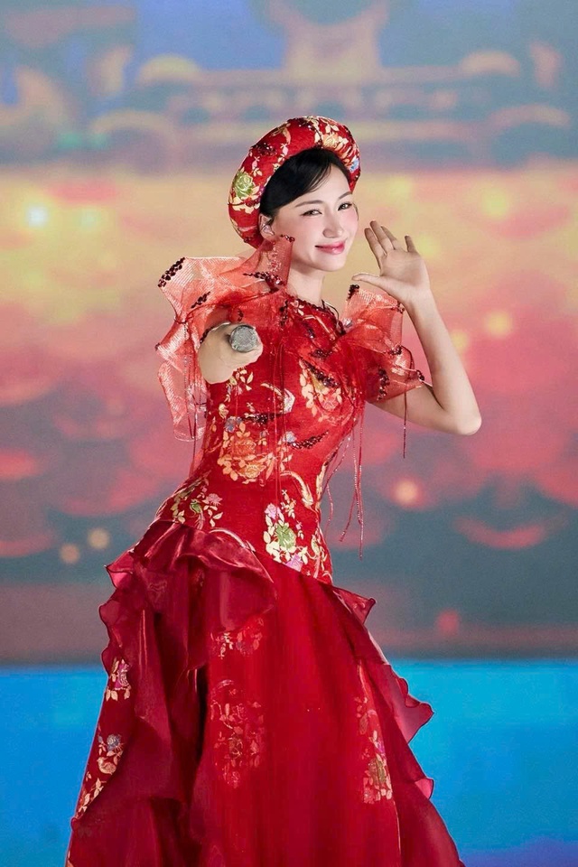 Hạng mục "Nam, nữ ca sĩ được yêu thích nhất": Gay cấn từng ngày - Ảnh 7.