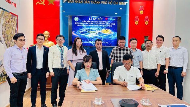 VPBank ký kết hợp tác chiến lược cùng Trung tâm quản lý giao thông công cộng TP HCM - Ảnh 1. VPBank ký kết hợp tác chiến lược cùng Trung tâm quản lý giao thông công cộng TP HCM - Ảnh 1.