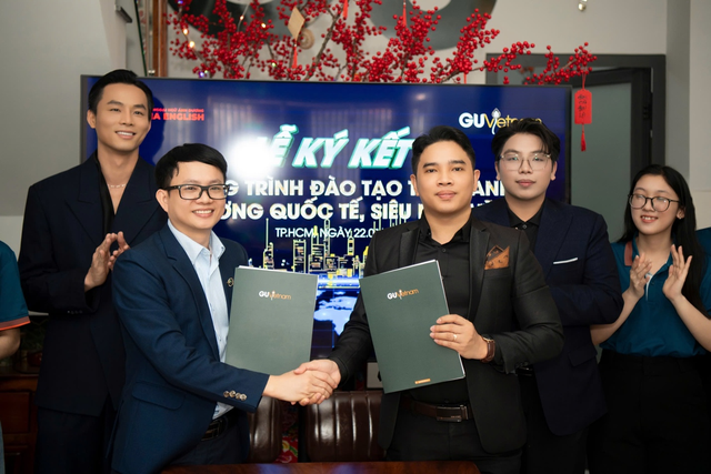 Gu Vietnam ký kết hợp tác đào tạo tiếng Anh cho siêu mẫu Vũ Linh - Ảnh 1.