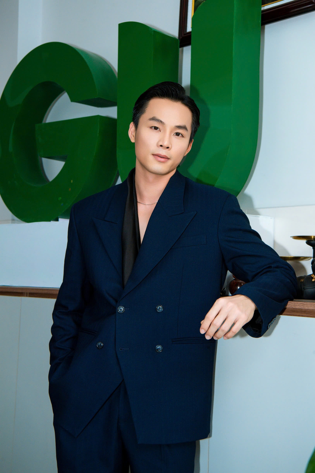 Gu Vietnam ký kết hợp tác đào tạo tiếng Anh cho siêu mẫu Vũ Linh - Ảnh 4.