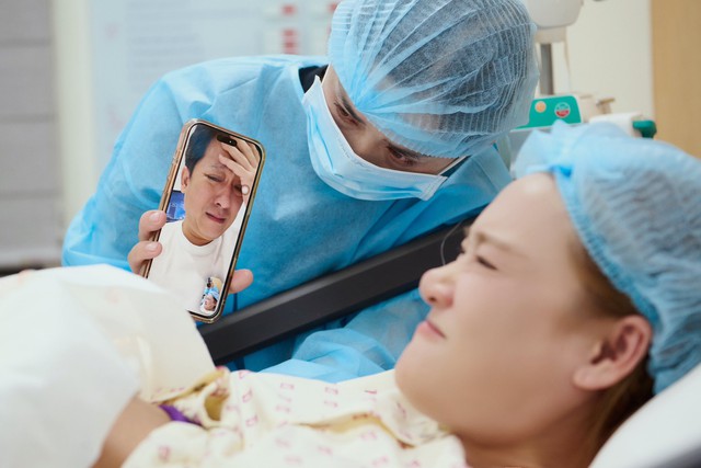 Nhã Phương sinh con thứ ba, Trường Giang bật khóc - Ảnh 2.