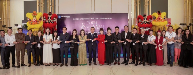 HỘI DOANH NHÂN SÀI GÒN TỔNG KẾT HOẠT ĐỘNG HỘI NĂM 2025 VỚI CHỦ ĐỀ “ĐÊM SẮC MÀU” - Ảnh 2.