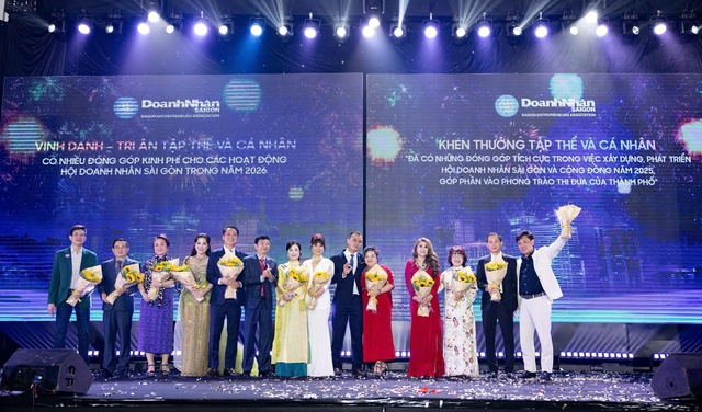 HỘI DOANH NHÂN SÀI GÒN TỔNG KẾT HOẠT ĐỘNG HỘI NĂM 2025 VỚI CHỦ ĐỀ “ĐÊM SẮC MÀU” - Ảnh 3.