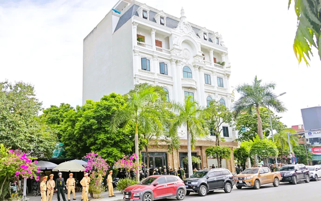Truy tố trùm giang hồ Ý "ẻng" câu kết doanh nghiệp thu lời bất chính hàng tỉ đồng - Ảnh 3.