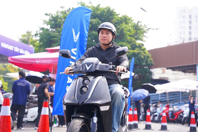 Cuối tuần này, ngày hội “Đổi xăng lấy điện” tái ngộ khách hàng ba miền với loạt ưu đãi hấp dẫn - Ảnh 2.