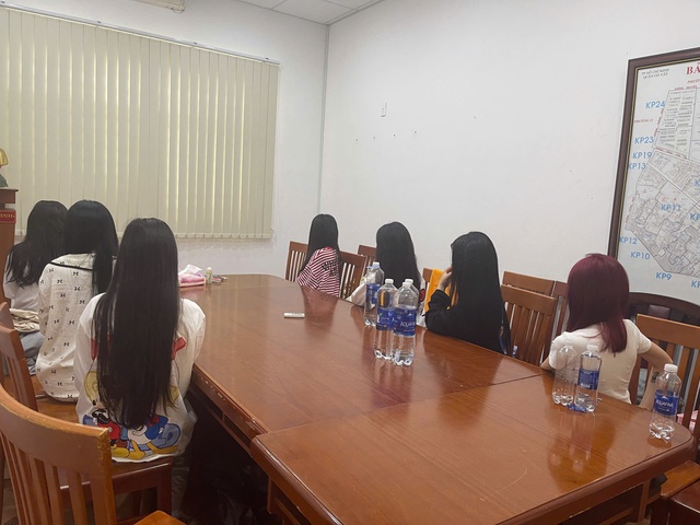 Phát hiện ổ mại dâm trong khách sạn ở TPHCM: Công an Gò Vấp triệt phá thành công - Ảnh 1. Phát hiện ổ mại dâm trong khách sạn ở TPHCM: Công an Gò Vấp triệt phá thành công - Ảnh 1.