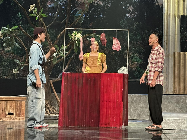 Huỳnh Thanh Trực, Cát Phượng, Hoàng Phi tung hứng mùa tết với náo kịch "Như Ý Phát Tài" - Ảnh 4.