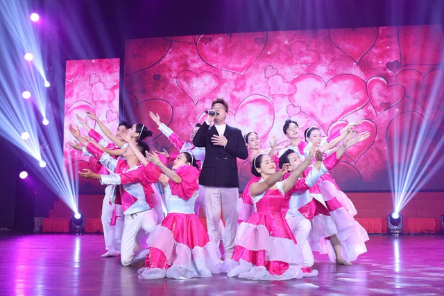 Chương trình nghệ thuật "Một Chút Yêu Thương" lần 3 - Ảnh 2.