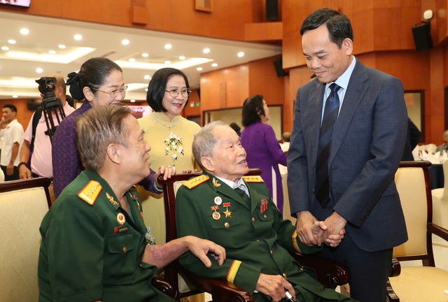 B&iacute; thư Th&agrave;nh ủy TPHCM d&ugrave;ng AI để viết b&agrave;i ph&aacute;t biểu ch&uacute;c Tết tại buổi họp mặt mừng đảng, mừng xu&acirc;n - Ảnh 2.