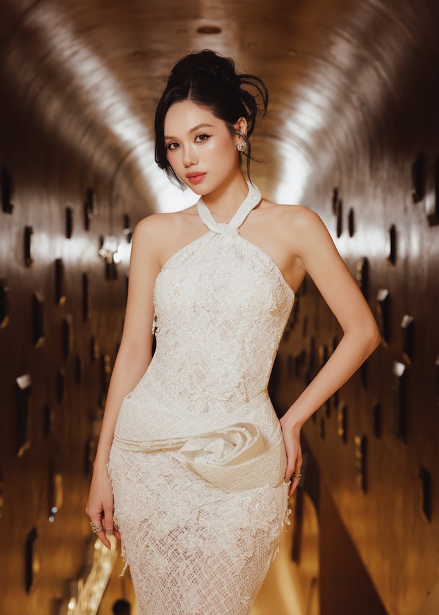 BÀI XUÂN ONLINE NGÀY 14-2 (27 THÁNG CHẠP). Tựa: Diễn viên Trâm Anh: "Tôi toàn tâm, toàn ý cho diễn xuất" - Ảnh 4.