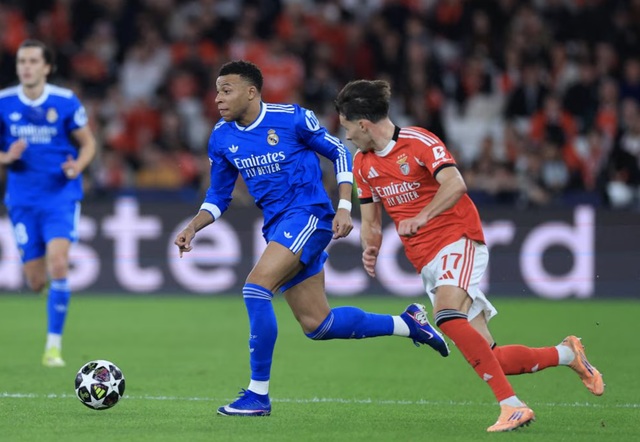 Vinicius tỏa sáng, Real Madrid thắng chủ nhà Benfica giữa tâm bão Lisbon - Ảnh 2.