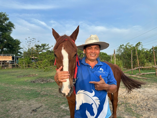 N&agrave;i ngựa L&ecirc; Tiến T&ocirc;ng: Đam m&ecirc; "thuần h&oacute;a" những ch&uacute; ngựa bất kham - Ảnh 3.