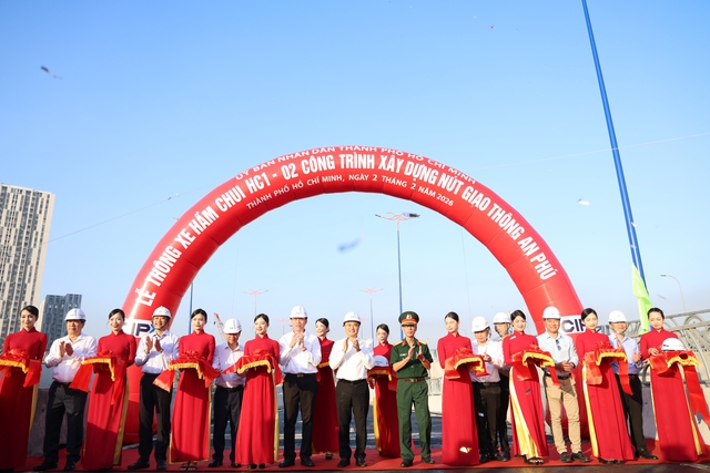 Hầm chui HC1-02 mở cửa, giảm bớt &aacute;p lực giao th&ocirc;ng cho n&uacute;t giao An Ph&uacute; - Ảnh 3.