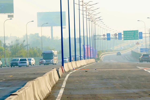 Hầm chui HC1-02 mở cửa, giảm bớt &aacute;p lực giao th&ocirc;ng cho n&uacute;t giao An Ph&uacute; - Ảnh 6.