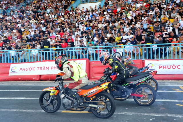 Du lịch Cần Thơ và Đồng Tháp bùng nổ doanh thu trong dịp Tết Nguyên đán 2026 - Ảnh 6. Du lịch Cần Thơ và Đồng Tháp bùng nổ doanh thu trong dịp Tết Nguyên đán 2026 - Ảnh 6.