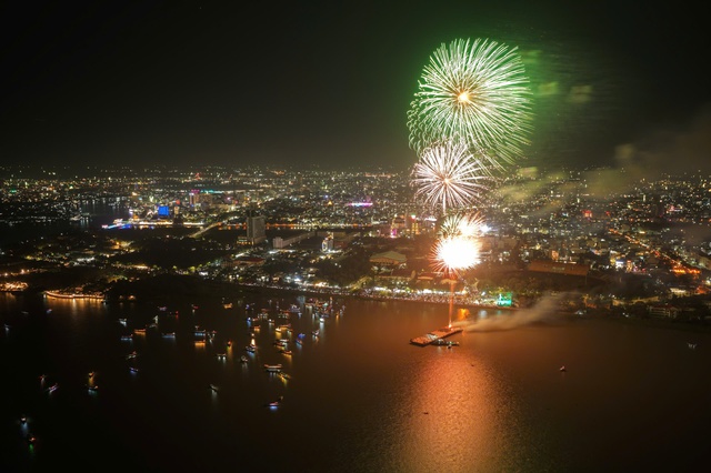 Du lịch Cần Thơ và Đồng Tháp bùng nổ doanh thu trong dịp Tết Nguyên đán 2026 - Ảnh 2. Du lịch Cần Thơ và Đồng Tháp bùng nổ doanh thu trong dịp Tết Nguyên đán 2026 - Ảnh 2.