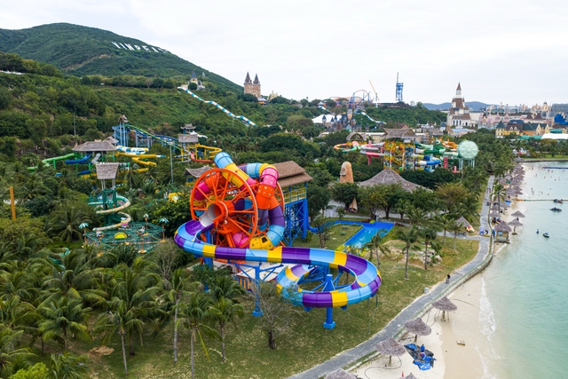 Hòn Tre bùng nổ mùa Tết với bộ ba siêu phẩm giải trí chưa từng có - Ảnh 4.