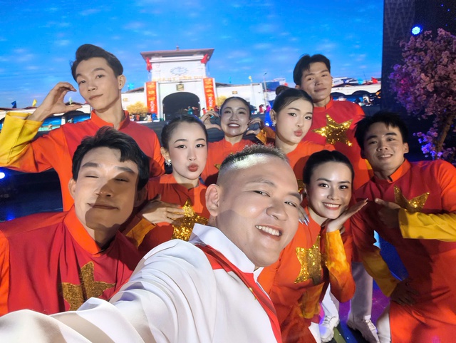 Ca sĩ Tâm Minhon ra mắt sáng tác mới mừng Xuân - Ảnh 2.