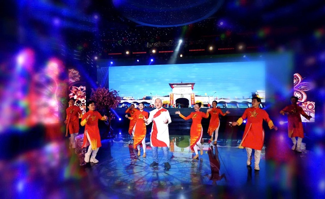 Ca sĩ Tâm Minhon ra mắt sáng tác mới mừng Xuân - Ảnh 3.