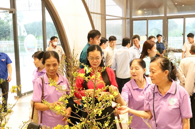 Một địa phương tại TPHCM &ldquo;l&ecirc;n s&oacute;ng&rdquo; b&aacute;n mai v&agrave;ng hỗ trợ n&ocirc;ng d&acirc;n - Ảnh 3.