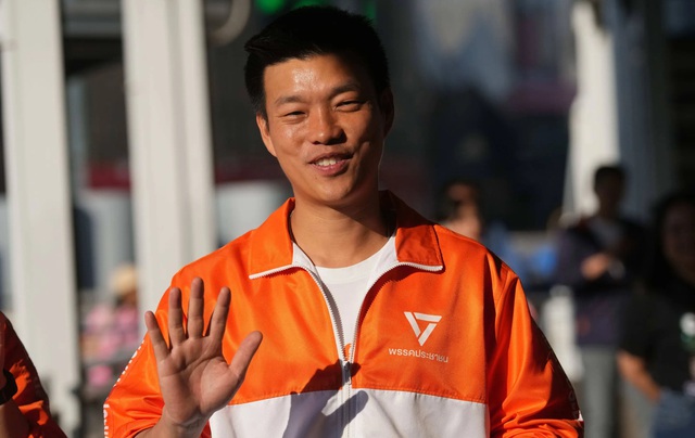 Thái Lan bước vào cuộc bầu cử "3 trong 1" - Ảnh 3. Thái Lan bước vào cuộc bầu cử "3 trong 1" - Ảnh 3.