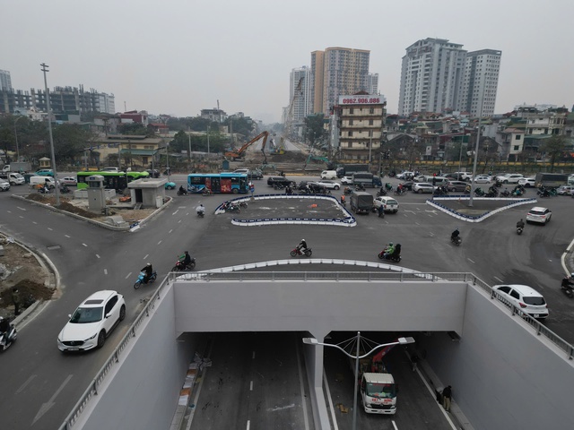 Hầm chui Kim Đồng - Giải Ph&oacute;ng sắp th&ocirc;ng tuyến , giảm &ugrave;n tắc giao th&ocirc;ng H&agrave; Nội - Ảnh 7.