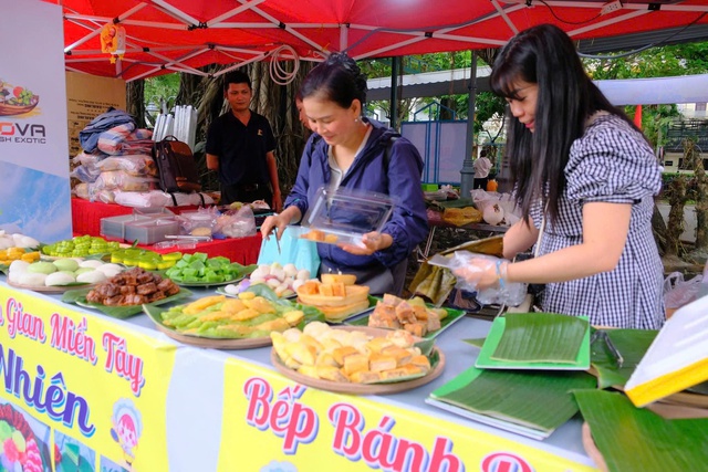 Tái hiện Tết quê xưa qua lễ hội "Ngày Tết quê em" - Ảnh 4.