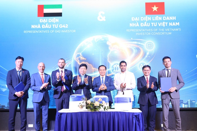 TPHCM khởi động Qũy Tài sản số 1 tỉ USD hướng tới đô thị thông minh - Ảnh 4. TPHCM khởi động Qũy Tài sản số 1 tỉ USD hướng tới đô thị thông minh - Ảnh 4.