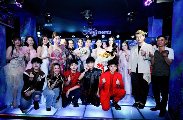 Nhạc sĩ Vũ Hữu Chiến ra mắt 100 bài hát về Xuân và Giai điệu cuộc sống - Ảnh 3.