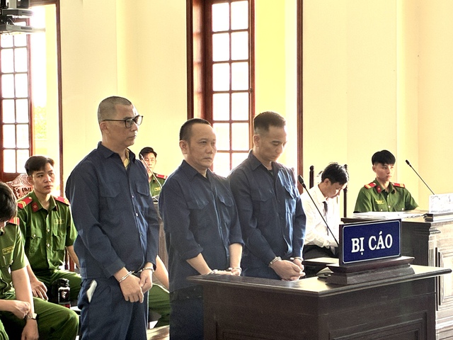 Dàn dựng Lừa đảo chạy án tại trụ sở công an Cần Thơ năm 2025 - Ảnh 1. Dàn dựng Lừa đảo chạy án tại trụ sở công an Cần Thơ năm 2025 - Ảnh 1.
