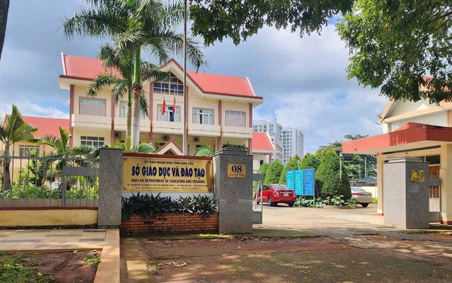 Làm rõ trách nhiệm trong việc chậm chi trả tiền dạy thêm giờ cho hàng ngàn giáo viên - Ảnh 1.