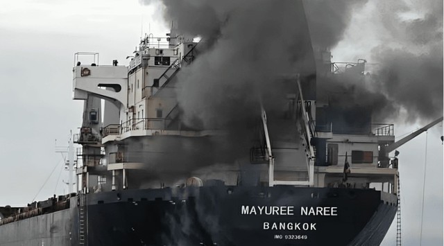 Iran siết chặt eo biển Hormuz và khẩu chiến tại LHQ - Ảnh 1. Iran siết chặt eo biển Hormuz và khẩu chiến tại LHQ - Ảnh 1.